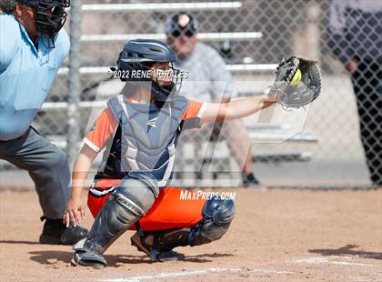 Thumbnail 3 in South Pasadena vs Monrovia photogallery.