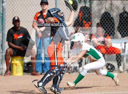 Thumbnail 2 in South Pasadena vs Monrovia photogallery.