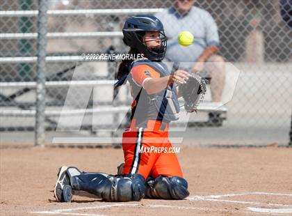 Thumbnail 3 in South Pasadena vs Monrovia photogallery.