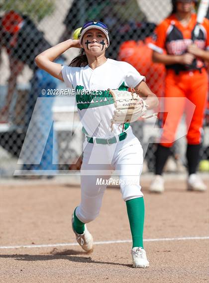 Thumbnail 3 in South Pasadena vs Monrovia photogallery.