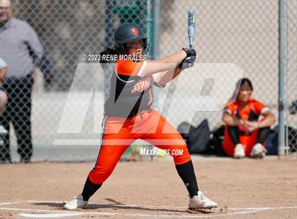 Thumbnail 1 in South Pasadena vs Monrovia photogallery.