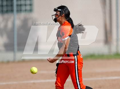 Thumbnail 2 in South Pasadena vs Monrovia photogallery.