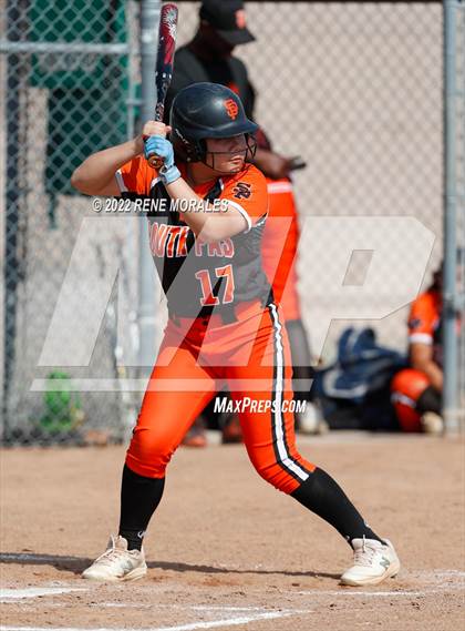 Thumbnail 3 in South Pasadena vs Monrovia photogallery.