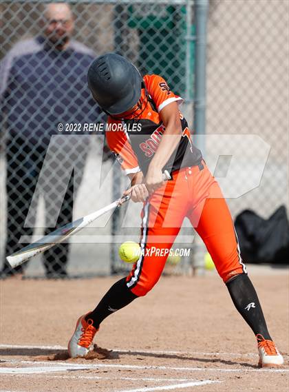 Thumbnail 1 in South Pasadena vs Monrovia photogallery.