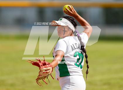 Thumbnail 2 in South Pasadena vs Monrovia photogallery.
