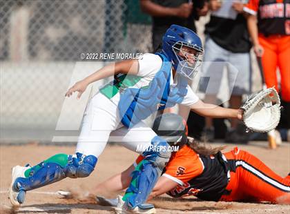 Thumbnail 1 in South Pasadena vs Monrovia photogallery.