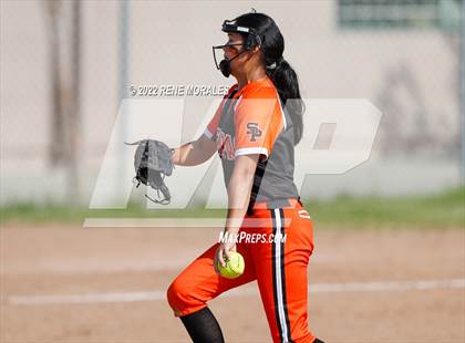 Thumbnail 2 in South Pasadena vs Monrovia photogallery.