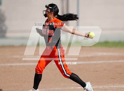 Thumbnail 1 in South Pasadena vs Monrovia photogallery.