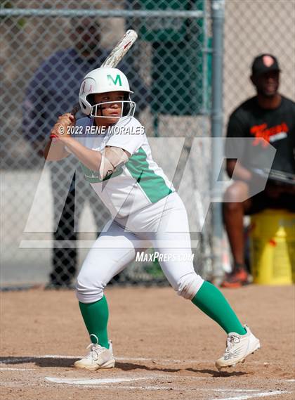 Thumbnail 1 in South Pasadena vs Monrovia photogallery.