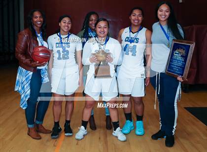 Thumbnail 2 in Carson vs Legacy (CIF Div 1 Final) photogallery.