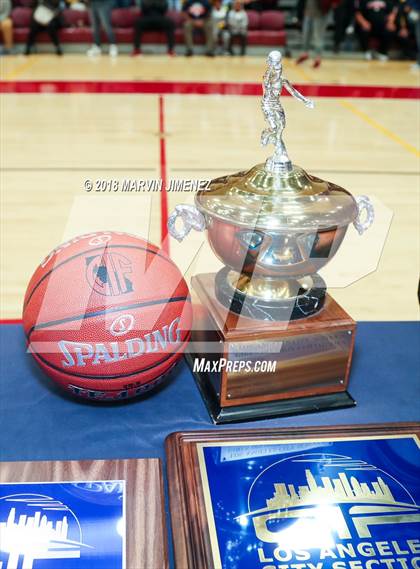 Thumbnail 1 in Carson vs Legacy (CIF Div 1 Final) photogallery.