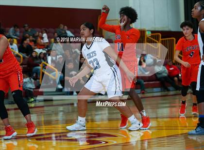 Thumbnail 1 in Carson vs Legacy (CIF Div 1 Final) photogallery.