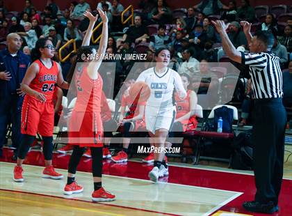 Thumbnail 1 in Carson vs Legacy (CIF Div 1 Final) photogallery.