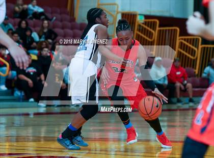 Thumbnail 1 in Carson vs Legacy (CIF Div 1 Final) photogallery.