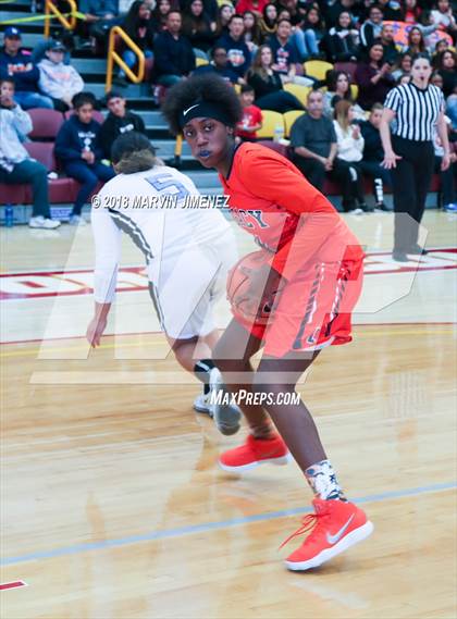 Thumbnail 3 in Carson vs Legacy (CIF Div 1 Final) photogallery.