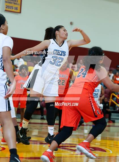 Thumbnail 2 in Carson vs Legacy (CIF Div 1 Final) photogallery.