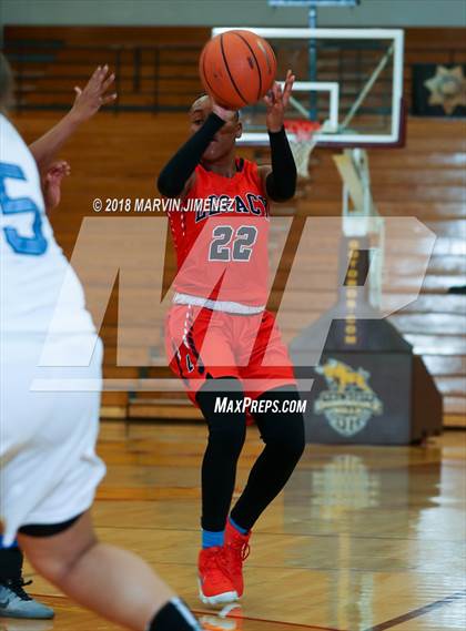 Thumbnail 1 in Carson vs Legacy (CIF Div 1 Final) photogallery.