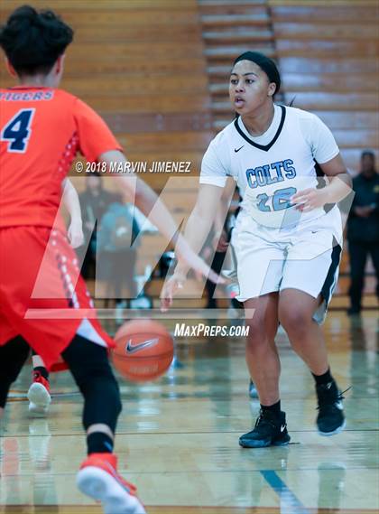 Thumbnail 3 in Carson vs Legacy (CIF Div 1 Final) photogallery.