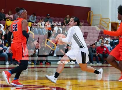 Thumbnail 1 in Carson vs Legacy (CIF Div 1 Final) photogallery.