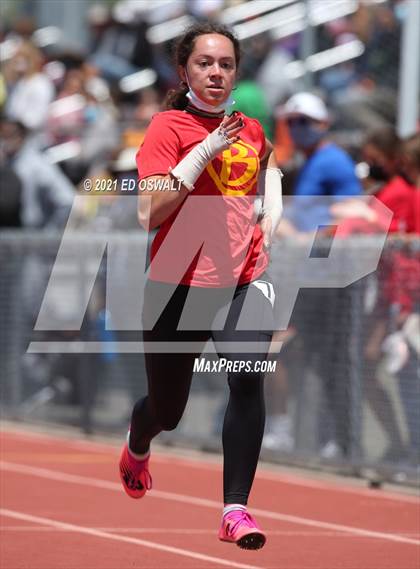 Thumbnail 1 in Pittsburg Relays (100 Meter/100 Meter Hurdles) photogallery.