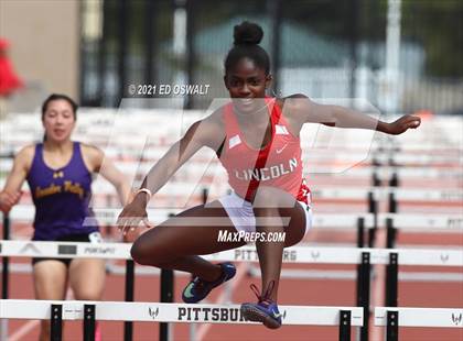 Thumbnail 3 in Pittsburg Relays (100 Meter/100 Meter Hurdles) photogallery.