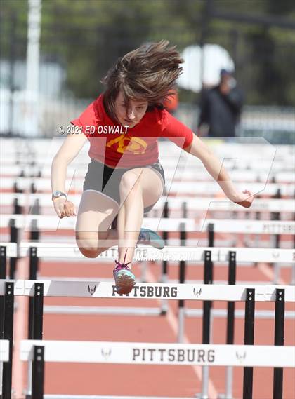 Thumbnail 3 in Pittsburg Relays (100 Meter/100 Meter Hurdles) photogallery.