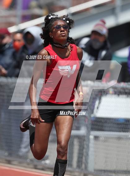 Thumbnail 1 in Pittsburg Relays (100 Meter/100 Meter Hurdles) photogallery.
