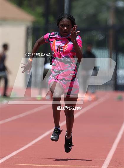Thumbnail 2 in Pittsburg Relays (100 Meter/100 Meter Hurdles) photogallery.