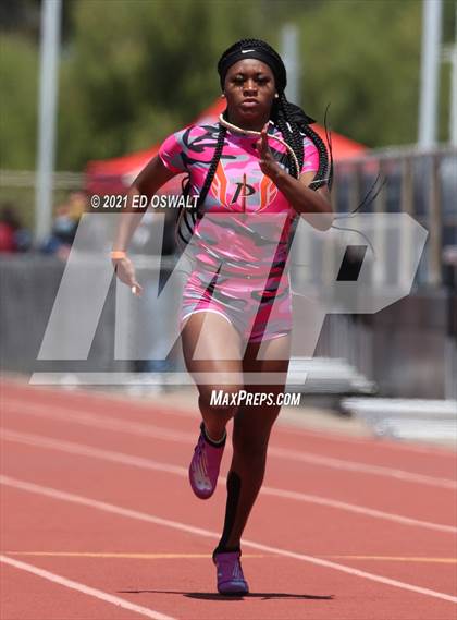 Thumbnail 3 in Pittsburg Relays (100 Meter/100 Meter Hurdles) photogallery.