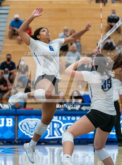 Thumbnail 2 in Sacred Heart @ Hamilton Southeastern photogallery.