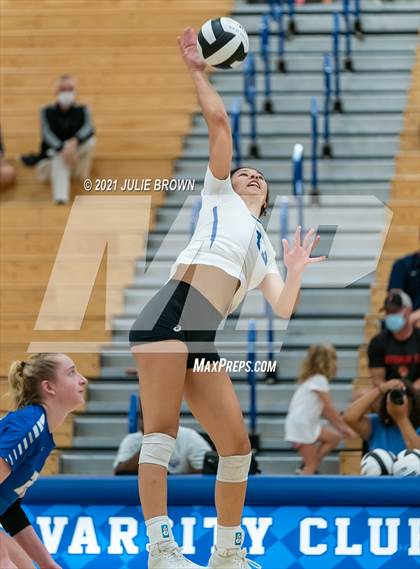 Thumbnail 2 in Sacred Heart @ Hamilton Southeastern photogallery.