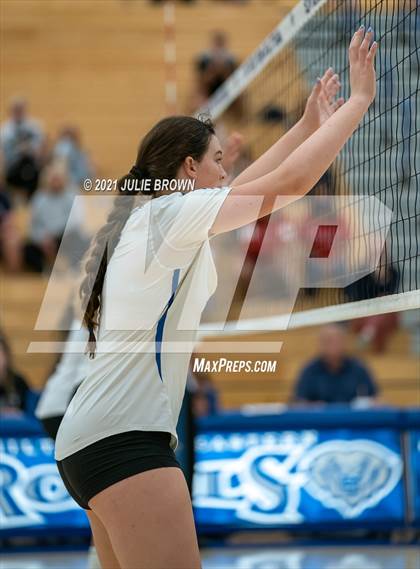 Thumbnail 2 in Sacred Heart @ Hamilton Southeastern photogallery.