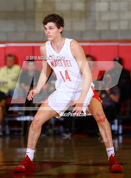 Thumbnail 1 in Harvard-Westlake vs. Mater Dei (Nike Extravaganza) photogallery.