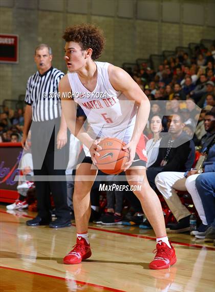 Thumbnail 2 in Harvard-Westlake vs. Mater Dei (Nike Extravaganza) photogallery.
