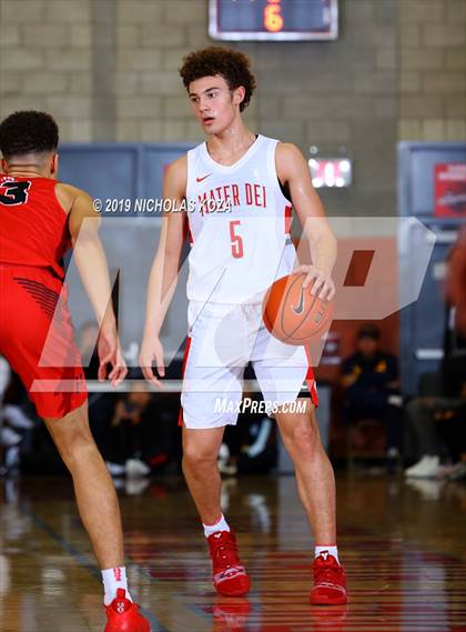 Thumbnail 1 in Harvard-Westlake vs. Mater Dei (Nike Extravaganza) photogallery.