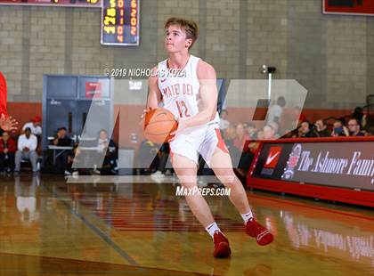 Thumbnail 1 in Harvard-Westlake vs. Mater Dei (Nike Extravaganza) photogallery.