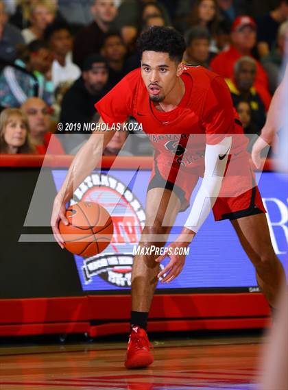 Thumbnail 1 in Harvard-Westlake vs. Mater Dei (Nike Extravaganza) photogallery.