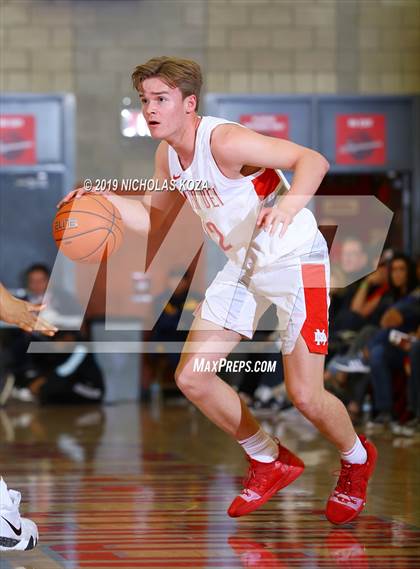 Thumbnail 2 in Harvard-Westlake vs. Mater Dei (Nike Extravaganza) photogallery.