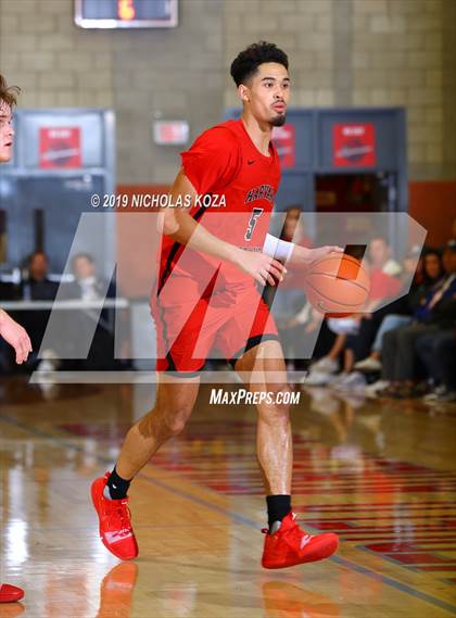 Thumbnail 2 in Harvard-Westlake vs. Mater Dei (Nike Extravaganza) photogallery.