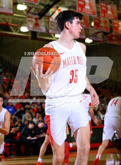 Thumbnail 1 in Harvard-Westlake vs. Mater Dei (Nike Extravaganza) photogallery.