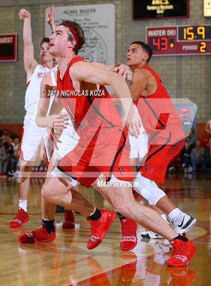 Thumbnail 2 in Harvard-Westlake vs. Mater Dei (Nike Extravaganza) photogallery.