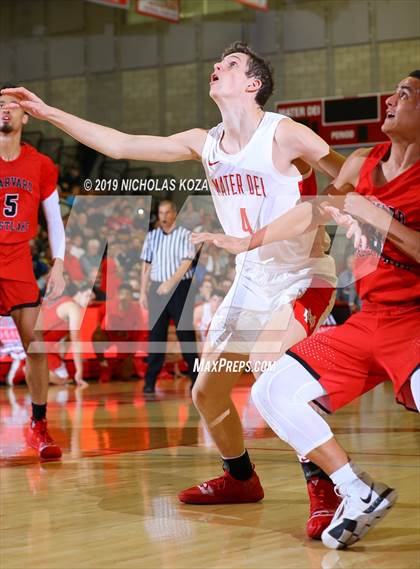 Thumbnail 1 in Harvard-Westlake vs. Mater Dei (Nike Extravaganza) photogallery.