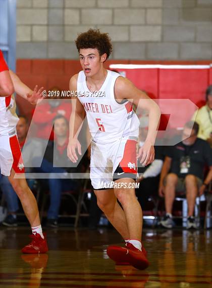 Thumbnail 3 in Harvard-Westlake vs. Mater Dei (Nike Extravaganza) photogallery.