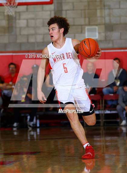 Thumbnail 2 in Harvard-Westlake vs. Mater Dei (Nike Extravaganza) photogallery.
