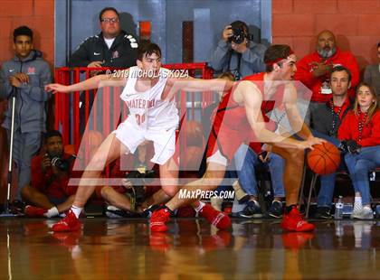 Thumbnail 2 in Harvard-Westlake vs. Mater Dei (Nike Extravaganza) photogallery.