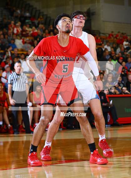 Thumbnail 1 in Harvard-Westlake vs. Mater Dei (Nike Extravaganza) photogallery.