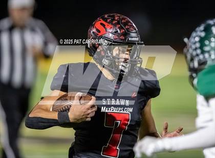 Thumbnail 3 in Bluff Dale vs. Strawn (UIL 1A Division II  Football Regional) photogallery.