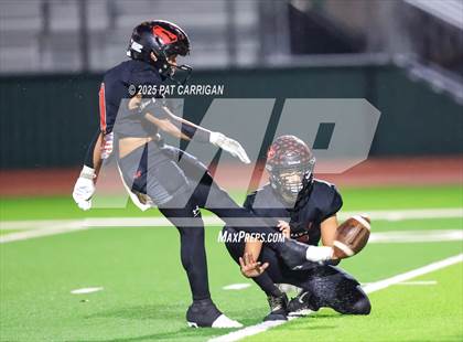 Thumbnail 3 in Bluff Dale vs. Strawn (UIL 1A Division II  Football Regional) photogallery.