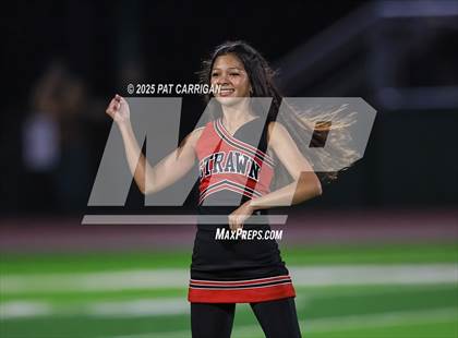 Thumbnail 3 in Bluff Dale vs. Strawn (UIL 1A Division II  Football Regional) photogallery.