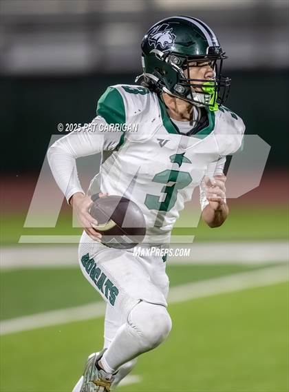 Thumbnail 1 in Bluff Dale vs. Strawn (UIL 1A Division II  Football Regional) photogallery.